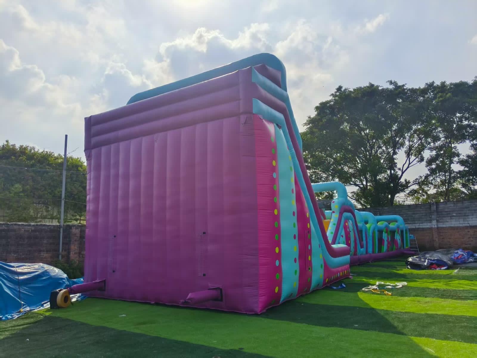 Fun House Obstacle - fa7f1e15-c932-4d15-8973-47114b503ea7